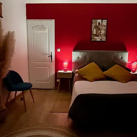 Cosy Dans Maison Familiale Avec Petit Dejeuner Chez Olivier Et Manuel A Clavette, Proche La Rochelle Отель типа 